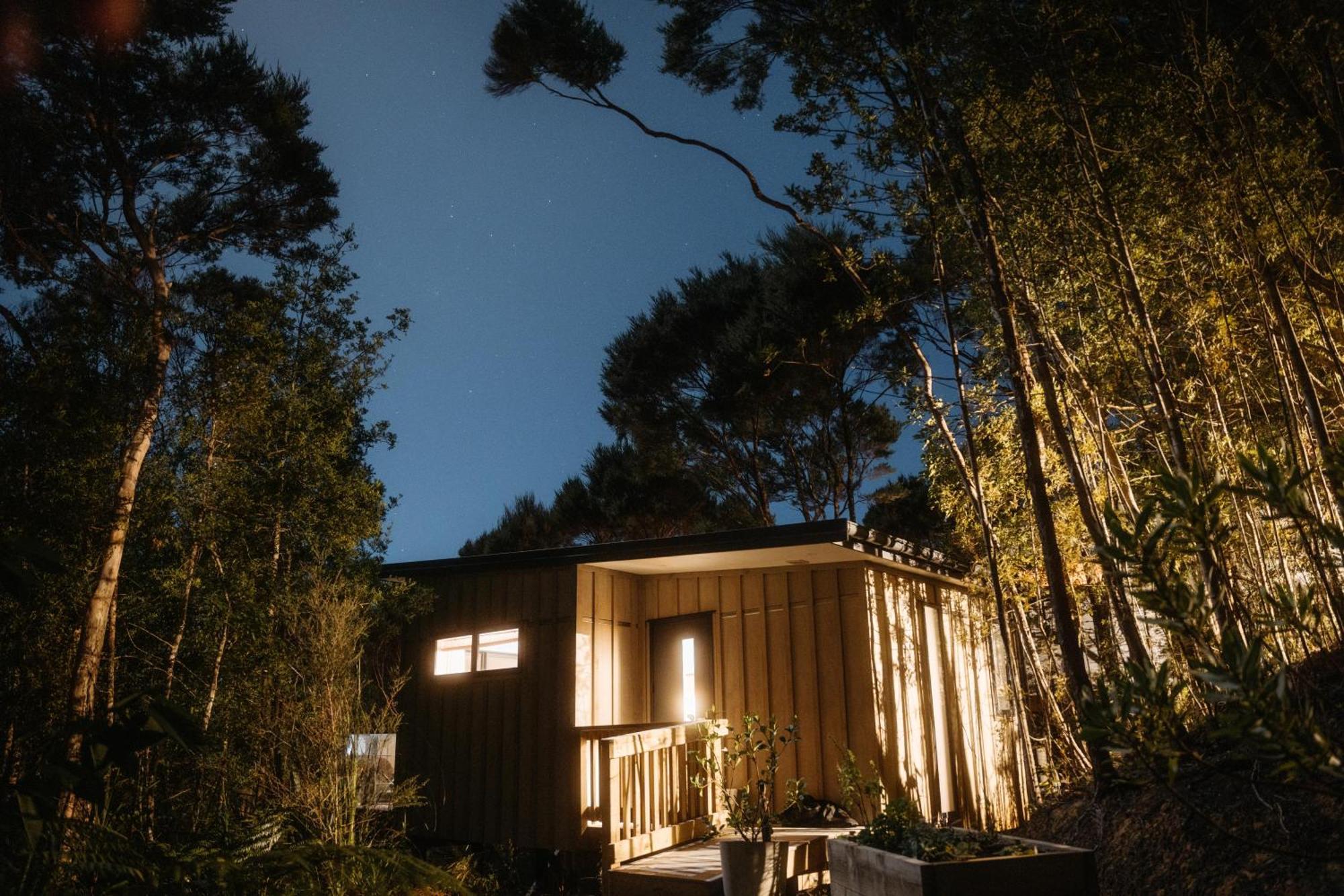 Treehouse Hideaway At Rekindle Tree Houses Opua Exterior photo
